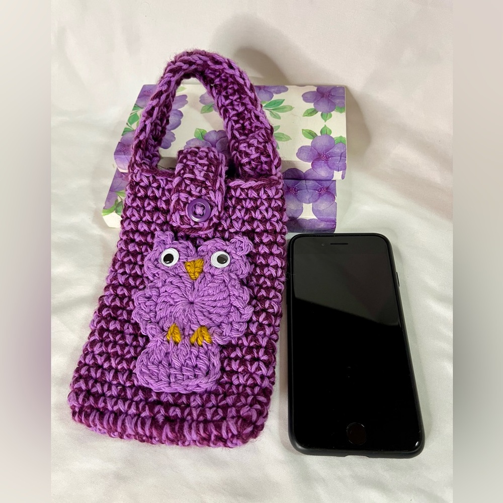 Handmade Crocheted Owl Wristlet